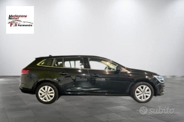 Usata Renault Mégane GrandTour Equilibre 115 CV (84 kW) 2024 Nero Station wagon