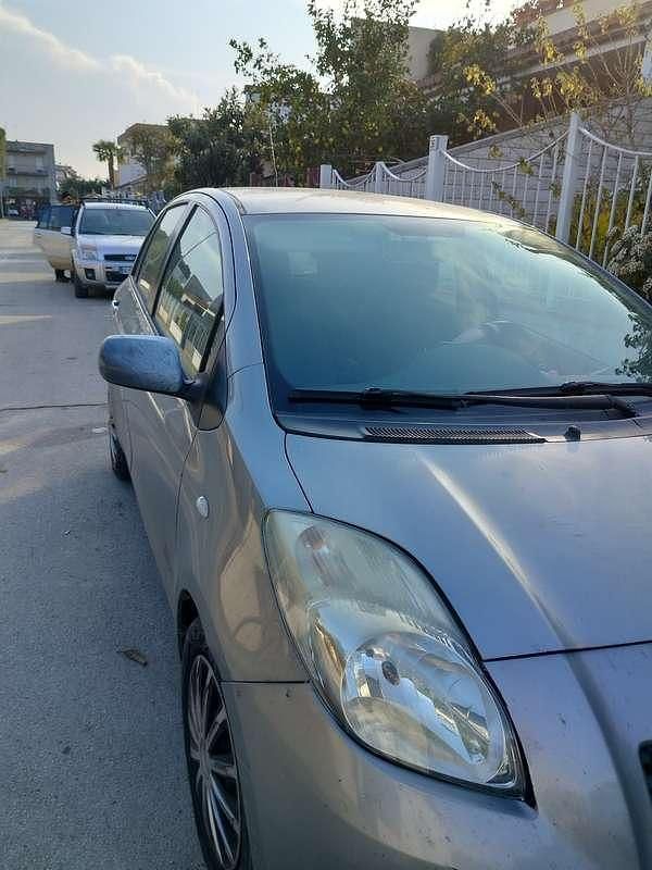 Usata Toyota Yaris 90 CV (66 kW) 2009 Utilitaria