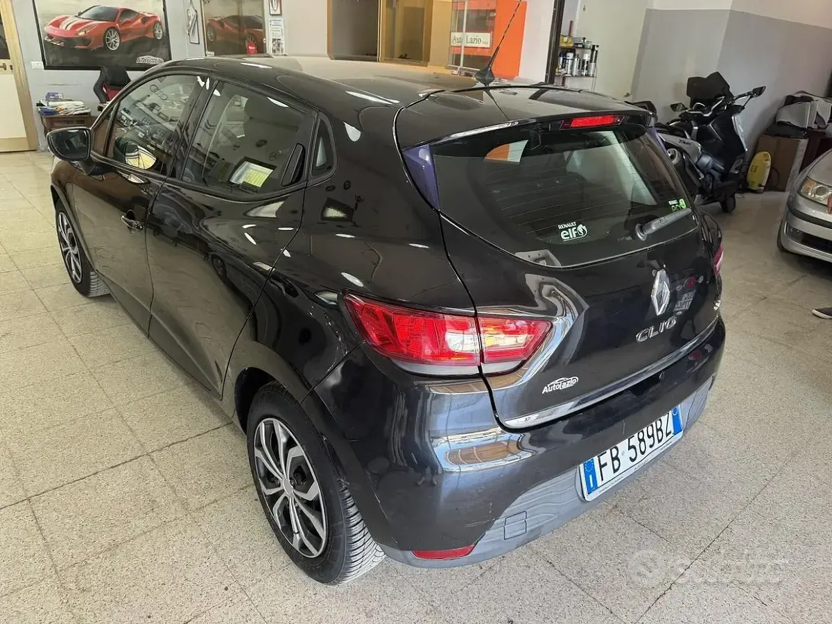 Usata Renault Clio IV 75 CV (55 kW) 2016 Nero Berlina