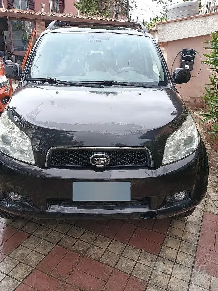 Usata Daihatsu Terios 105 CV (77 kW) 2008 Nero SUV