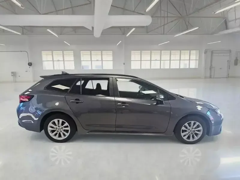 Usata Toyota Corolla Active 97 CV (71 kW) 2023 Station wagon