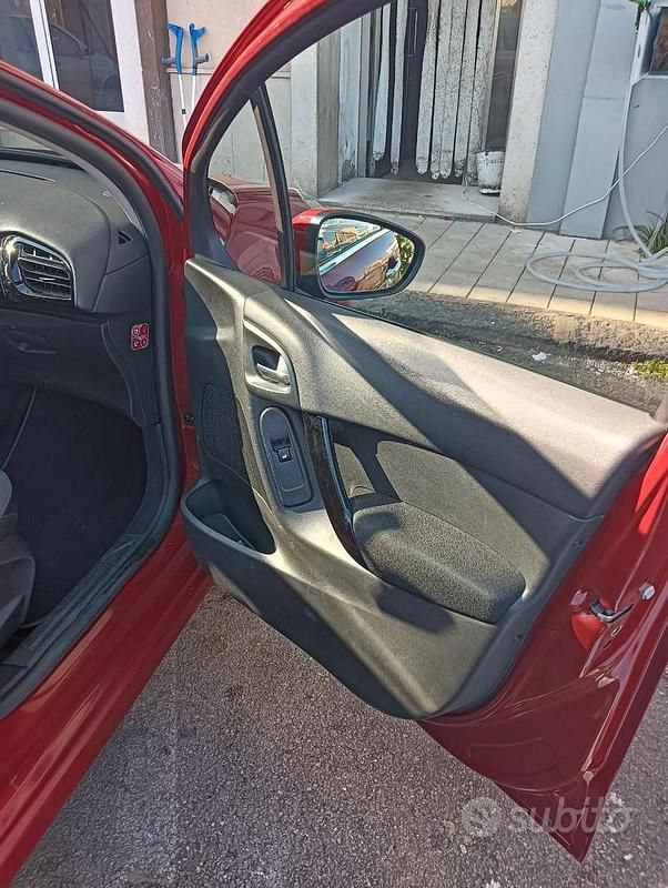 Brugt Citroën C3 Exclusive 75 HK (55 kW) 2016 Rød Sedan