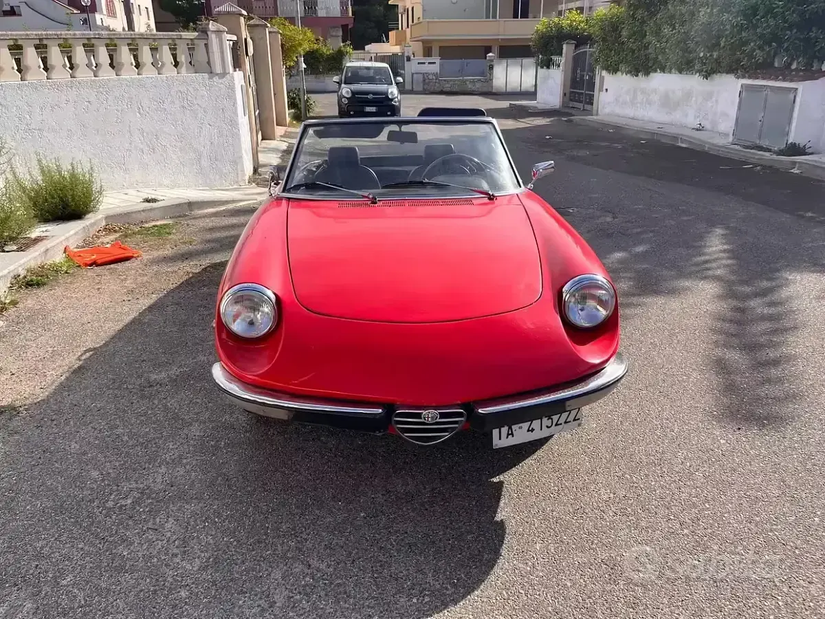 Usata Alfa Romeo Spider 1970 Rosso Cabrio