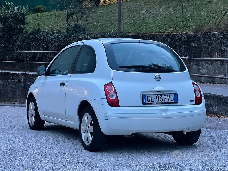 Usata Nissan Micra 65 CV (47 kW) 2010 Bianco Utilitaria