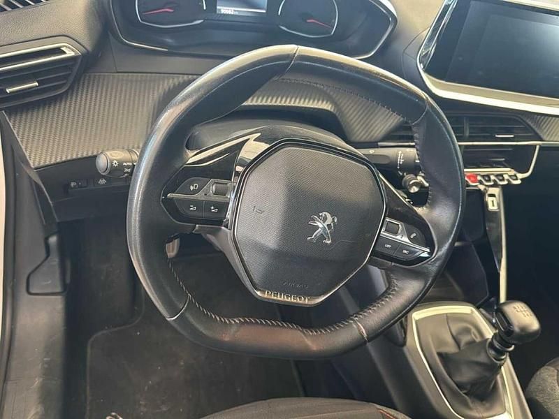 Usata Peugeot 208 Active 100 CV (73 kW) 2022 Bianco Utilitaria