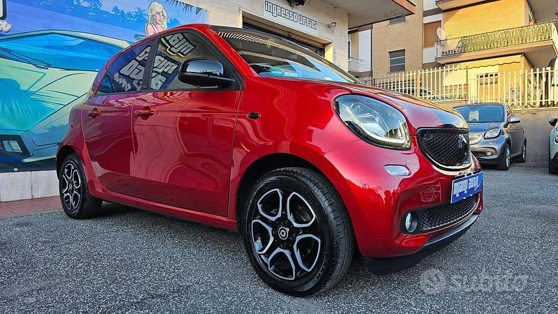 Usata Smart ForFour Prime 89 CV (65 kW) 2019 Rosso Utilitaria