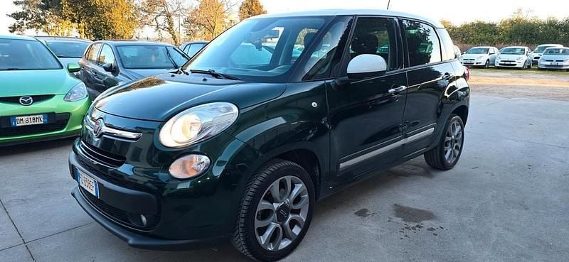 Verde Usata 2016 Fiat 500L Living Monovolume | 6890 € (Buon prezzo) - Immagine 1/4