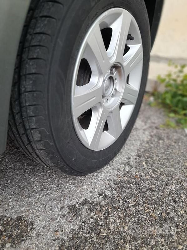 Usata Fiat Punto 2004 Grigio Utilitaria