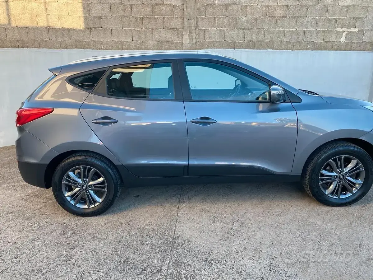 Usata Hyundai ix35 116 CV (85 kW) 2014 Grigio SUV