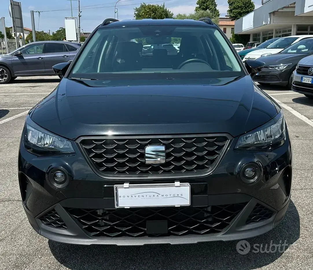 Usata Seat Arona 116 CV (85 kW) 2025 Nero SUV