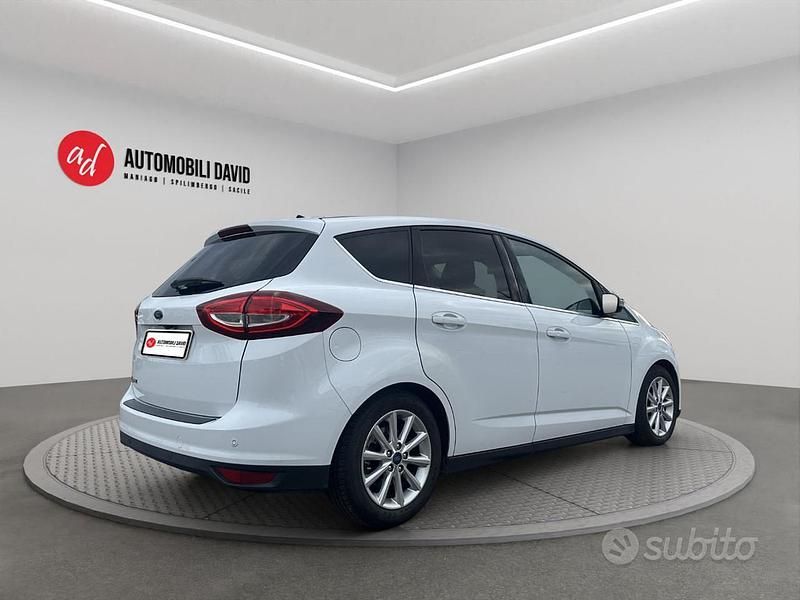 Usata Ford C-MAX Titanium 120 CV (88 kW) 2016 Bianco Monovolume