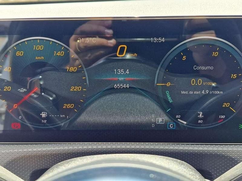 Usata Mercedes CLA200 Shooting Brake Premium 150 CV (110 kW) 2021 Argento Station wagon