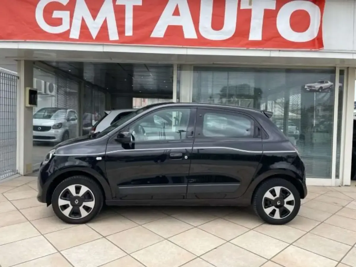 Usata Renault Twingo LIMITED 69 CV (50 kW) 2017 Nero Utilitaria