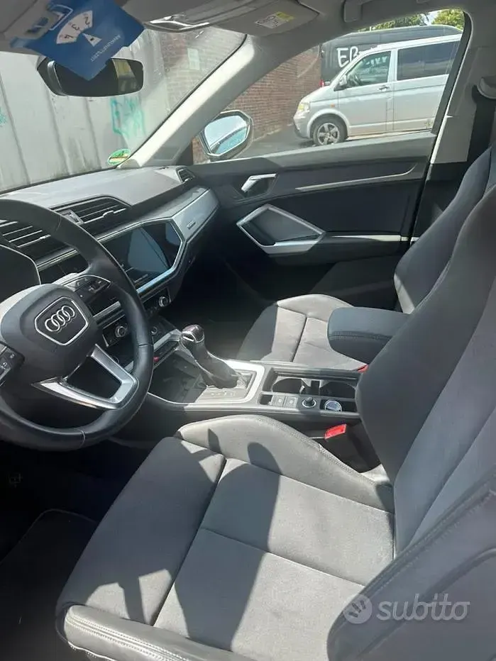 Usata Audi Q3 S-Line 150 CV (110 kW) 2023 Grigio SUV