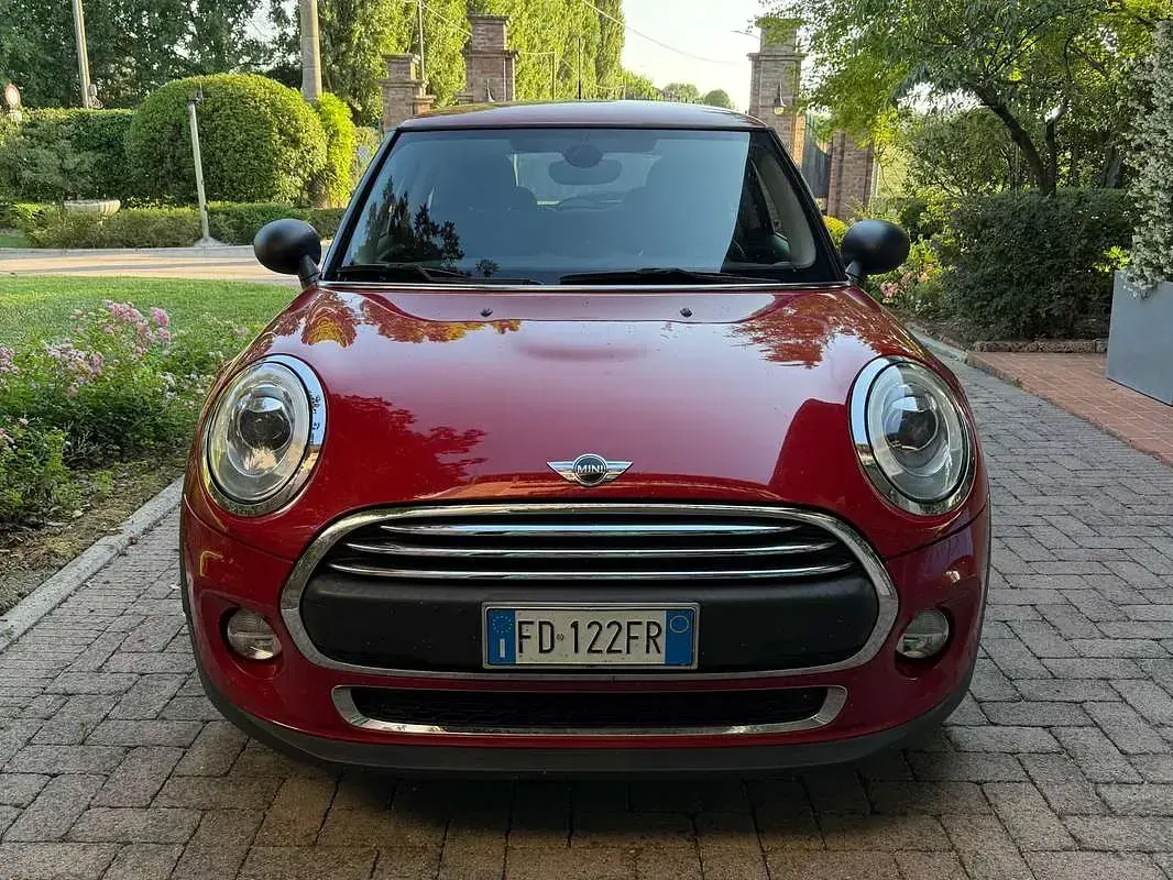 Usata Mini One D 95 CV (69 kW) 2016 Rosso Utilitaria