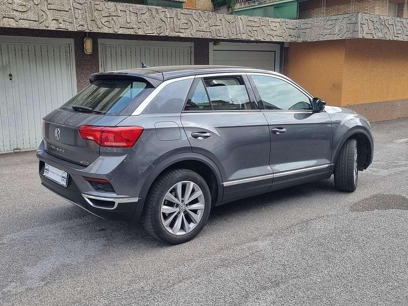 Usata VW T-Roc Advance 150 CV (110 kW) 2018 Argento SUV
