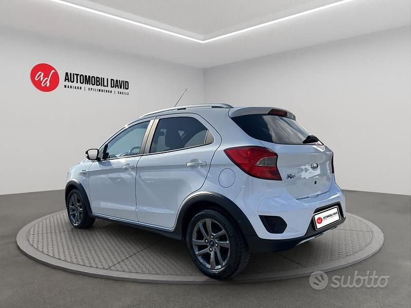 Begagnad Ford Ka Plus Active 86 HK (63 kW) 2019 Vit Halvkombi