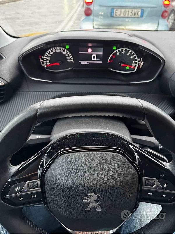 Usata Peugeot 208 Active 82 CV (60 kW) 2022 Giallo Utilitaria