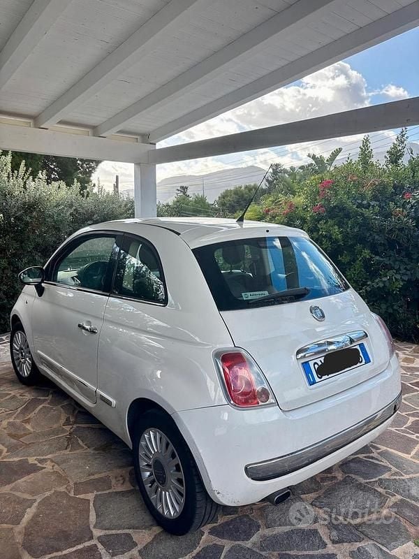 Usata Fiat 500 Lounge 69 CV (50 kW) 2007 Bianco Utilitaria