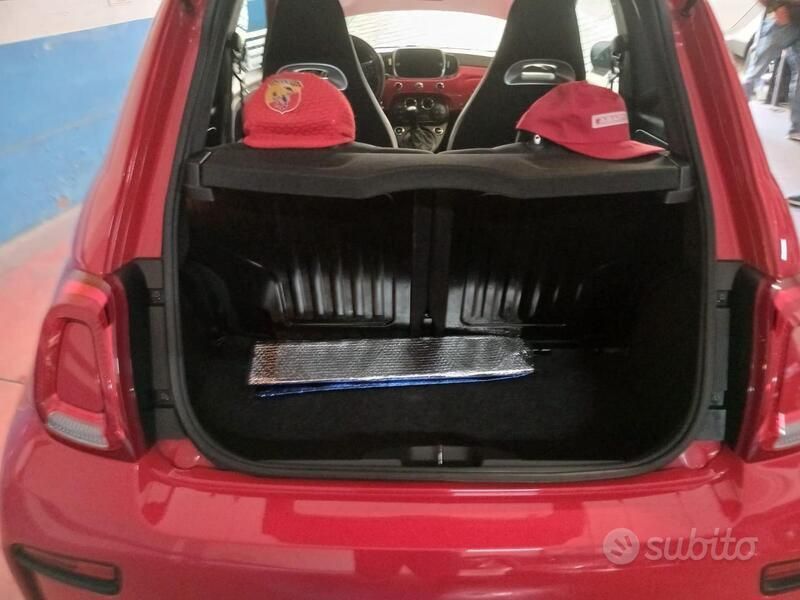 Usata Abarth 595 145 CV (106 kW) 2018 Rosso Utilitaria