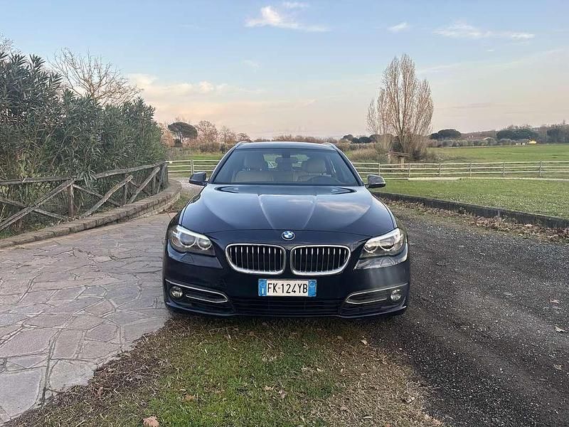 Usata BMW 520 Luxury Line 190 CV (139 kW) 2017 Station wagon