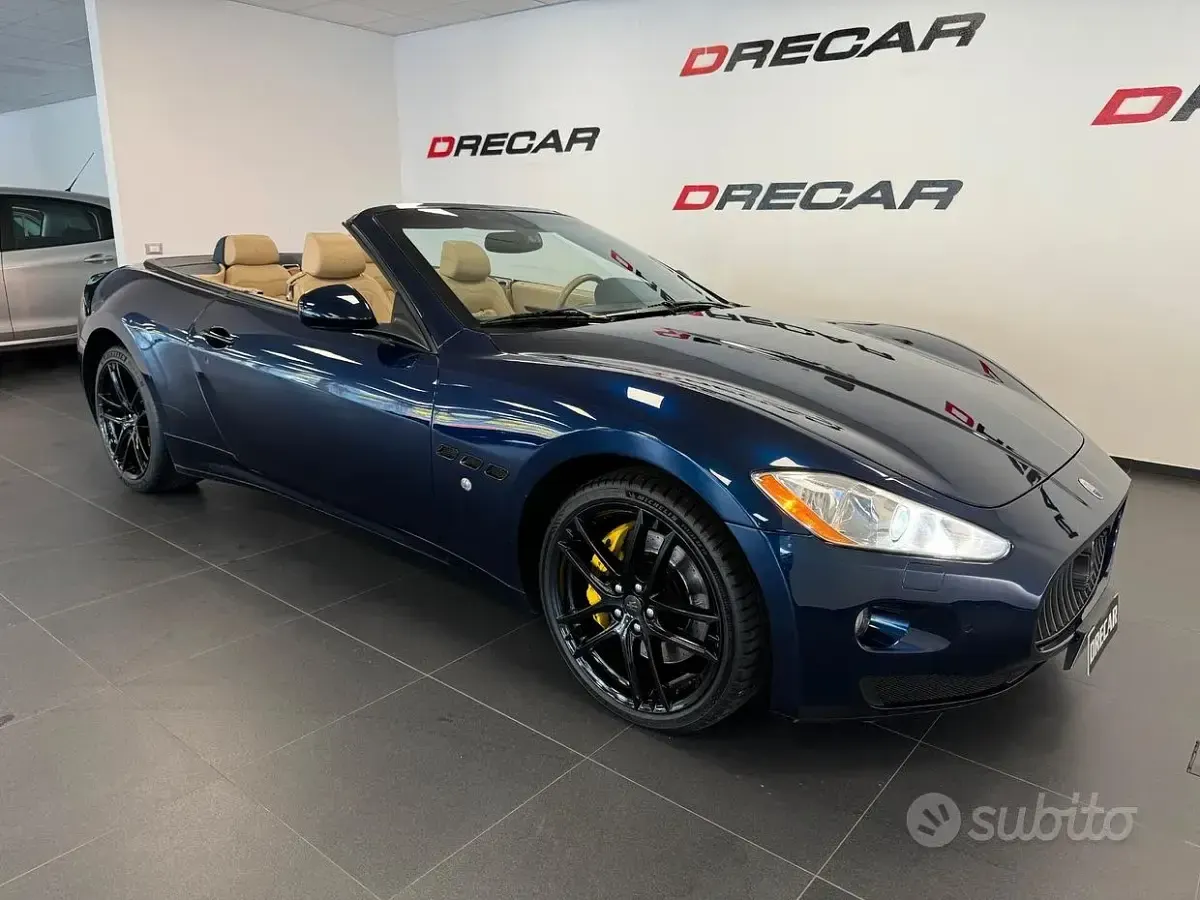 Usata Maserati GranCabrio 439 CV (322 kW) 2010 Blu Cabrio