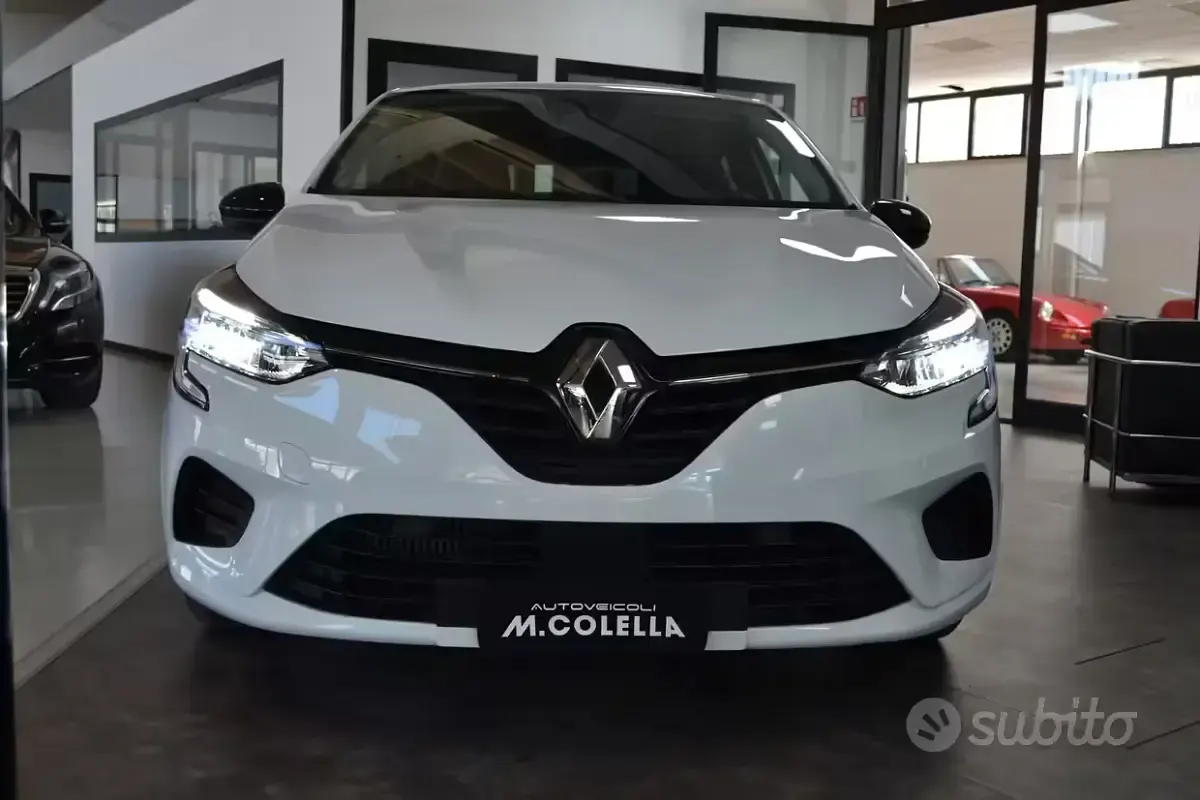 Usata Renault Clio V Equilibre 101 CV (74 kW) 2023 Bianco Berlina