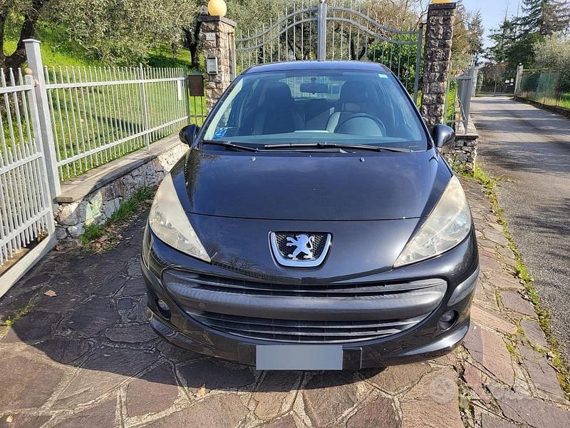 Usata Peugeot 207 68 CV (50 kW) 2008 Berlina
