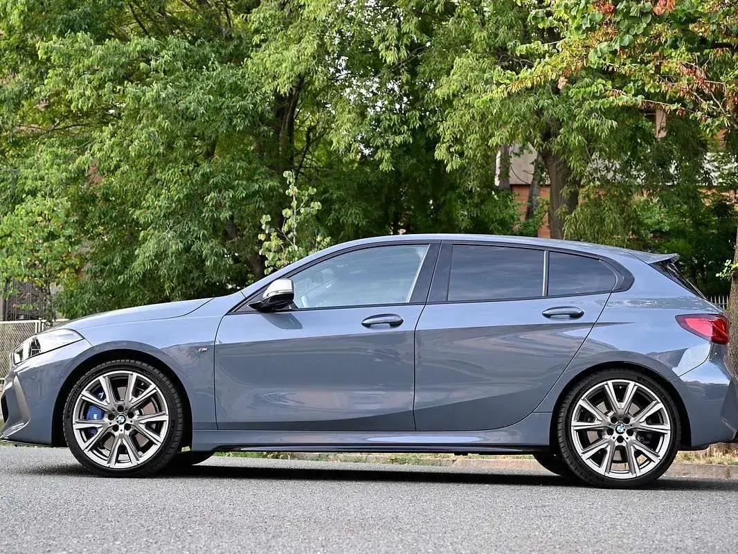 Usata BMW M135 Sport Line 306 CV (225 kW) 2020 Grigio Utilitaria
