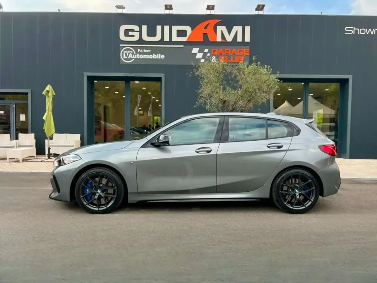 Usata BMW M135 306 CV (225 kW) 2023 Grigio Utilitaria