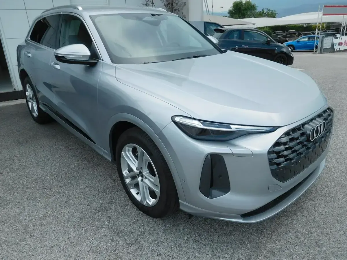 Usata Audi Q5 Advanced Plus 203 CV (149 kW) 2026 Argento SUV