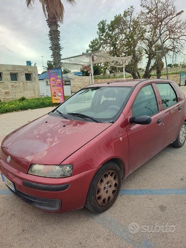 Usata Fiat Punto 60 CV (44 kW) 2002 Rosso Berlina