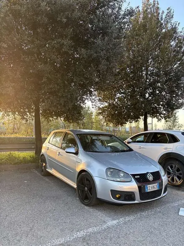Usata VW Golf IV Sportline 140 CV (102 kW) 2006 Berlina