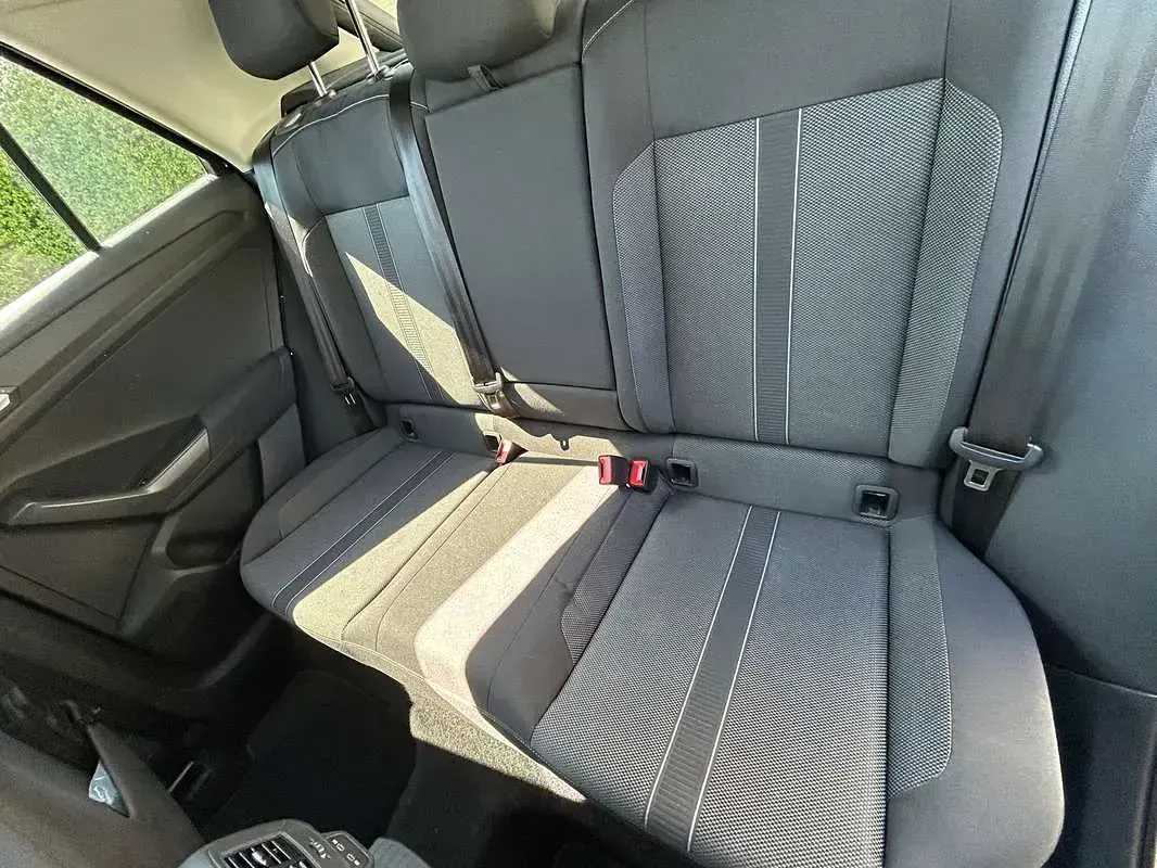 Usata VW T-Roc Life 110 CV (80 kW) 2023 Nero SUV