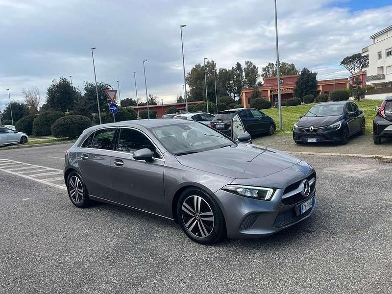 Usata Mercedes A180 116 CV (85 kW) 2020 Berlina