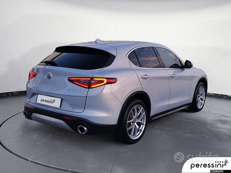 Usata Alfa Romeo Stelvio Ti 210 CV (154 kW) 2020 Bianco SUV