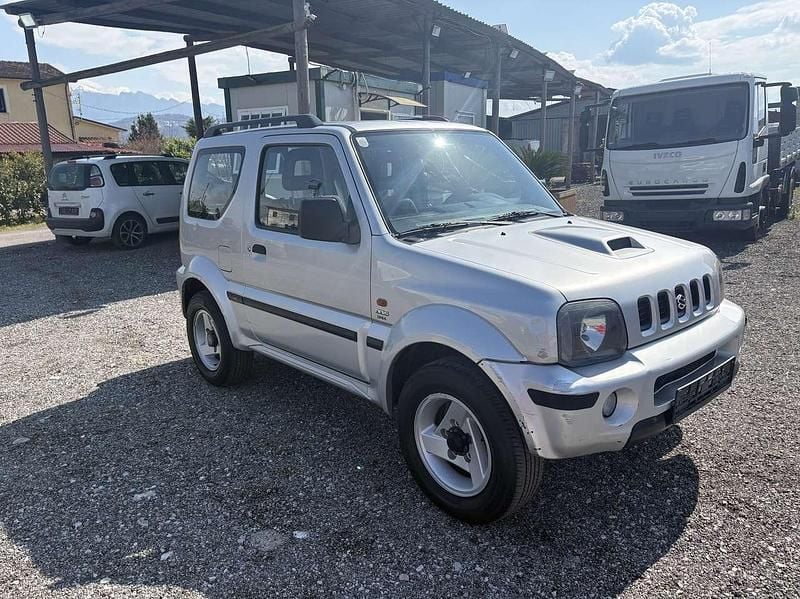 Usata Suzuki Jimny 65 CV (47 kW) 2004 Grigio SUV