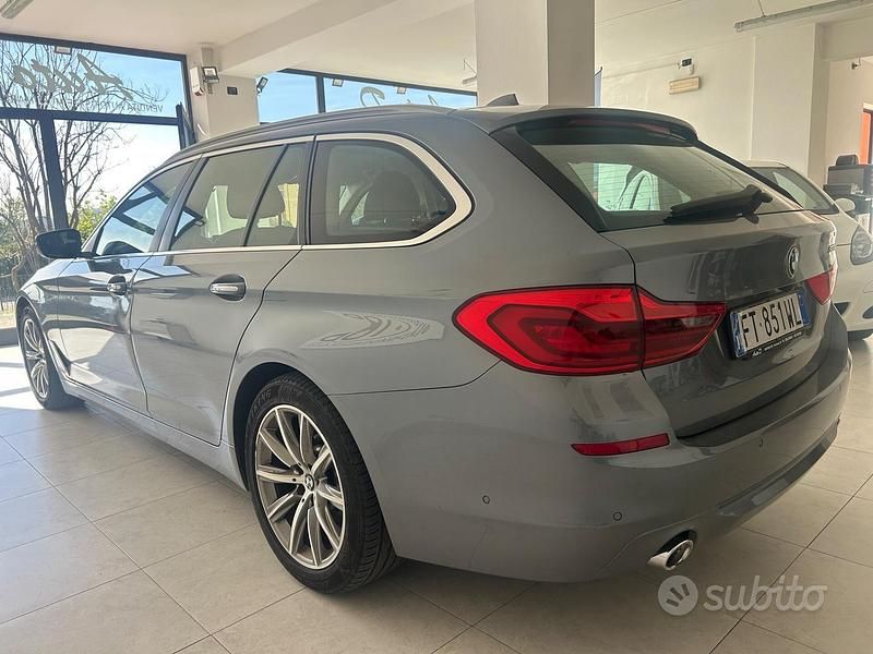 Usata BMW 520 Comfort Edition 190 CV (139 kW) 2019 Grigio Station wagon