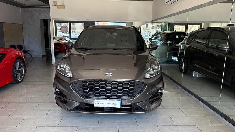 Grigio Usata 2024 Ford Kuga ST SUV | 25.000 € (Buon prezzo) - Immagine 1/4
