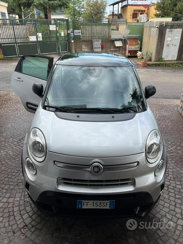 Grigio Usata 2016 Fiat 500L Trekking Monovolume | 11.000 € (Molto cara) - Immagine 1/4
