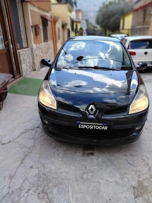 Usata Renault Clio II LE 86 CV (63 kW) 2008 Nero Berlina