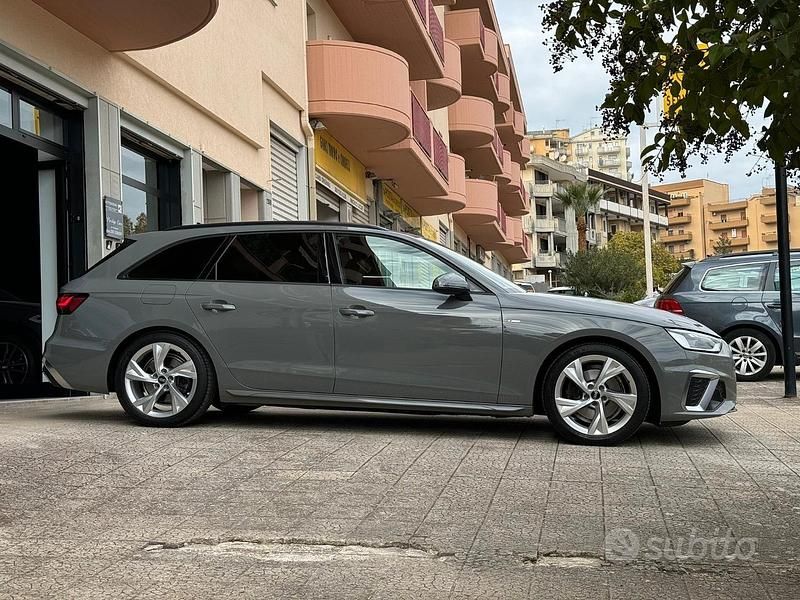 Usata Audi A4 S-Line 163 CV (119 kW) 2021 Grigio Station wagon