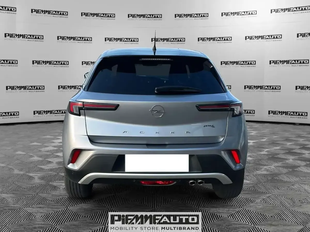 Usata Opel Mokka Elegance 131 CV (96 kW) 2022 Grigio SUV