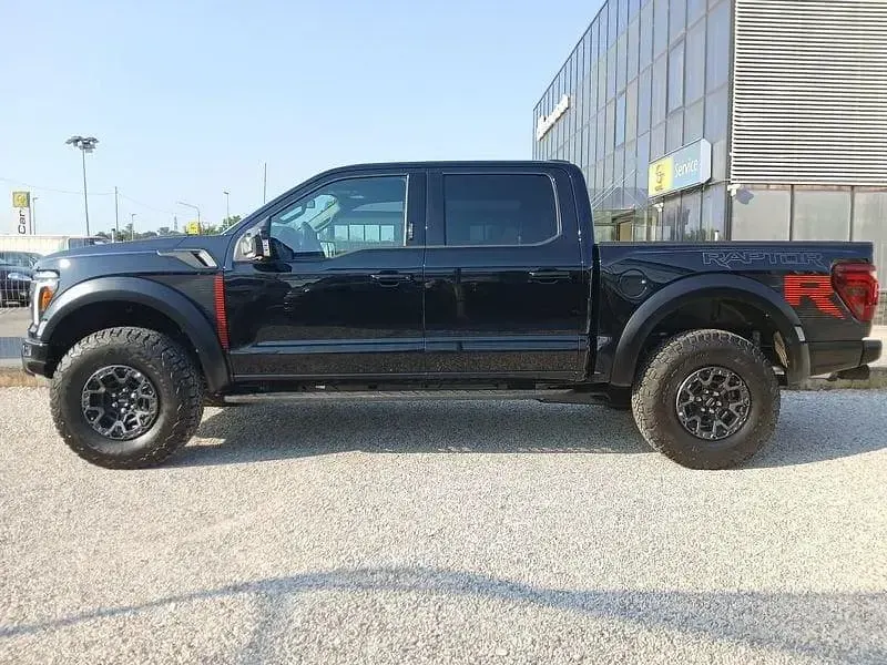 Nuova Ford F-150 Raptor 720 CV (529 kW) 2026 Nero Pick-up