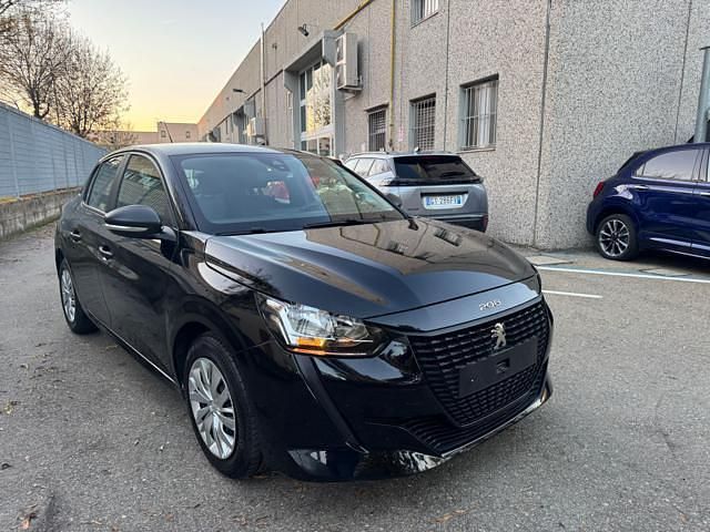 Usata Peugeot 208 Active 75 CV (55 kW) 2022 Nero metallizzato Utilitaria