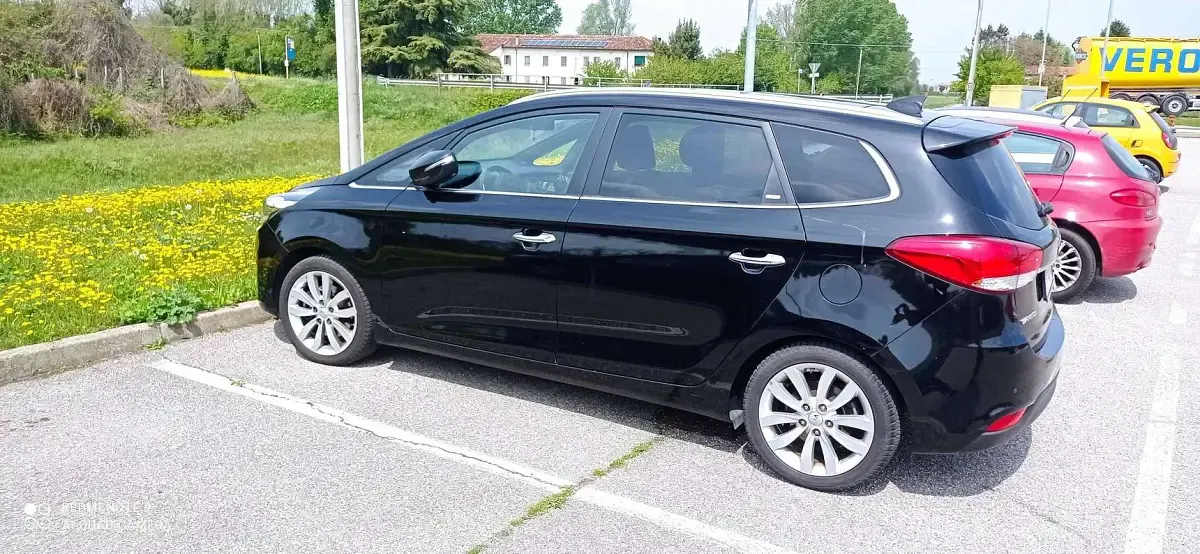 Usata Kia Carens 116 CV (85 kW) 2016 Nero Monovolume