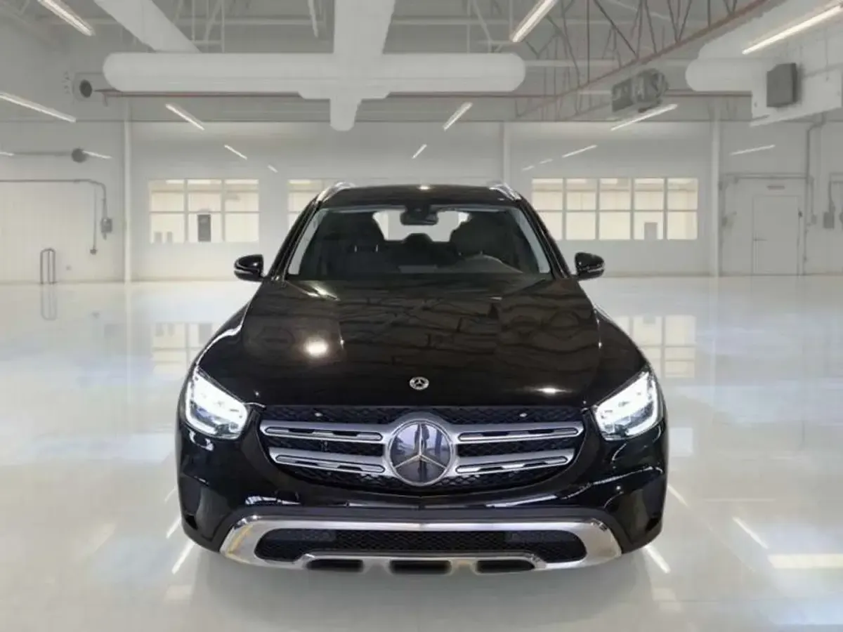 Usata Mercedes GLC200 Business 197 CV (144 kW) 2021 Nero SUV