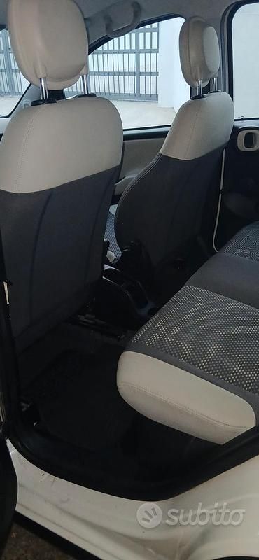 Usata Fiat Panda 85 CV (62 kW) 2015 Utilitaria