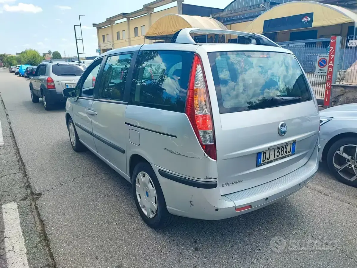 Usata Fiat Ulysse Emotion 120 CV (88 kW) 2007 Grigio Monovolume
