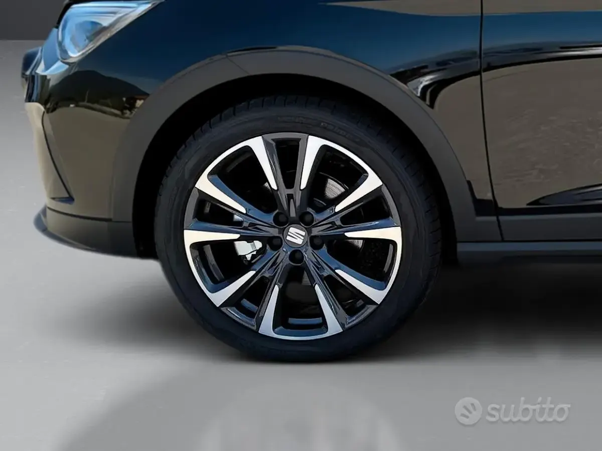 Usata Seat Arona Black Edition 95 CV (69 kW) 2024 Nero SUV